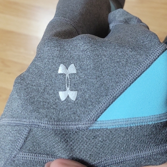 Under Armour Woman's Heatgear Athletic Leggings - Picture 8 of 8